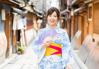 和服の女性